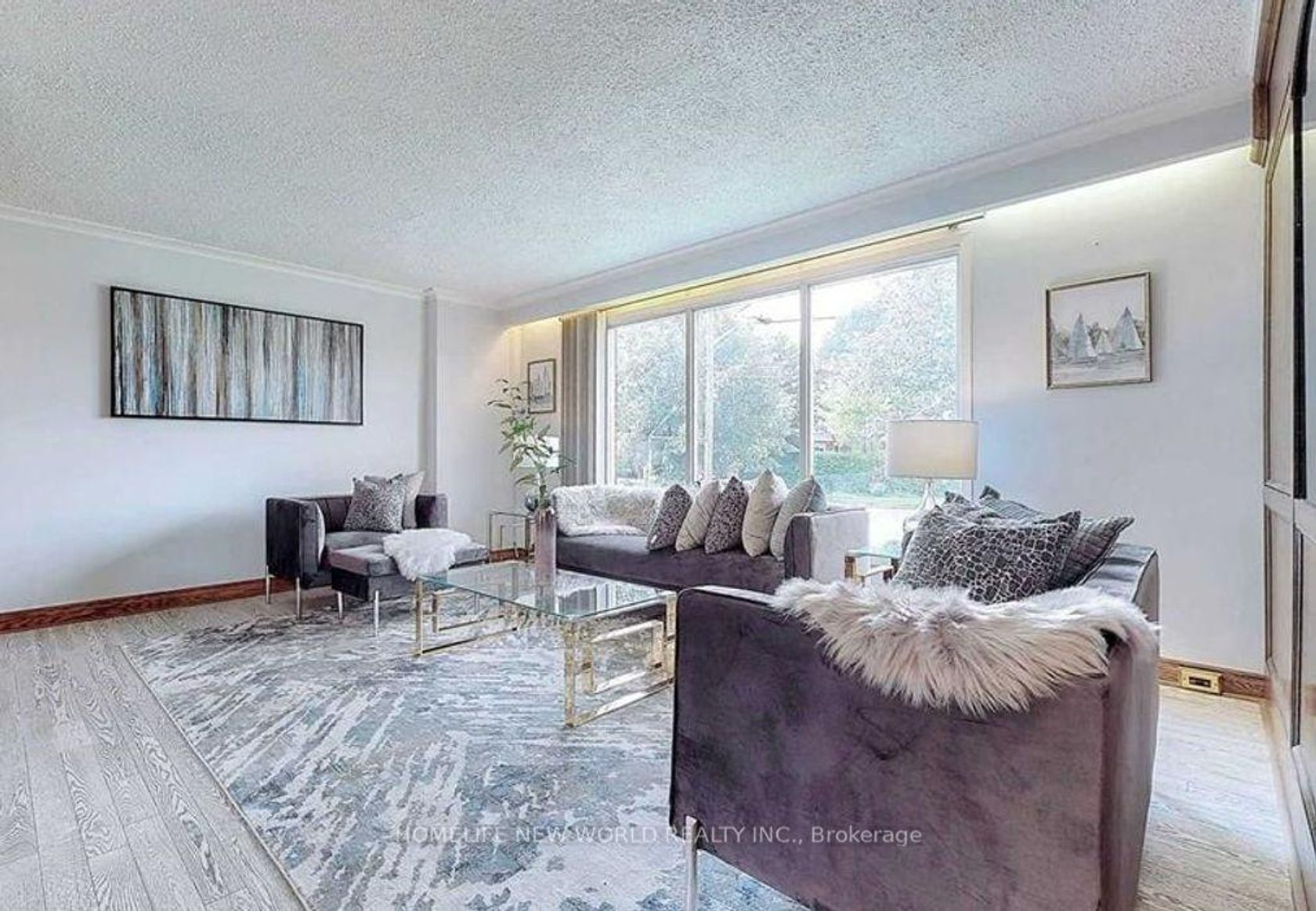 Photo 5 at 58 Marathon Crescent, Newtonbrook West, Toronto Photo 5 at 58 Marathon Crescent, Newtonbrook West, Toronto