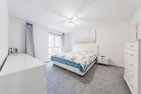 Photo 23 at 26 Anvil Mill Way, Windfields, Toronto