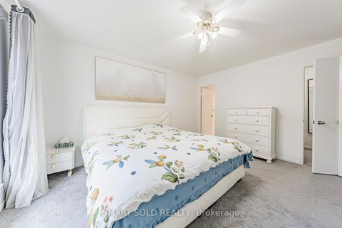 Photo 25 at 26 Anvil Mill Way, Windfields, Toronto