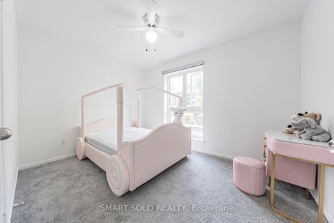 Photo 30 at 26 Anvil Mill Way, Windfields, Toronto