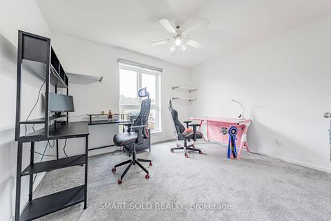 Photo 35 at 26 Anvil Mill Way, Windfields, Toronto