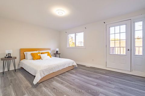Photo 10 at 314 Sprucewood Court, L'Amoreaux, Toronto