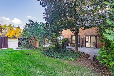 Photo 23 at 314 Sprucewood Court, L'Amoreaux, Toronto