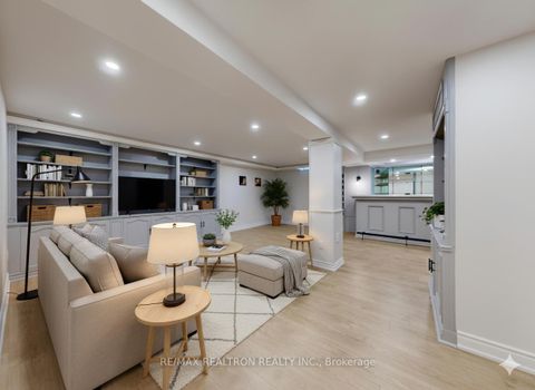 Photo 39 at 19 Timpson Drive, Aurora Highlands, Aurora