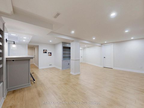 Photo 40 at 19 Timpson Drive, Aurora Highlands, Aurora