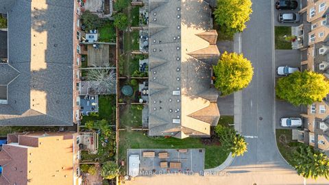 Photo 18 at 16 - 6400 Lawrence Avenue E, Rouge E10, Toronto