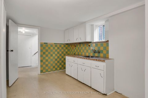 Photo 18 at 110 Cameron Avenue, Eglinton West, Toronto Photo 18 at 110 Cameron Avenue, Eglinton West, Toronto