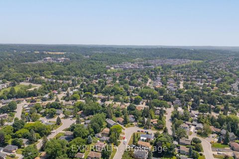 Photo 33 at 31 Patrick Drive, Aurora Highlands, Aurora