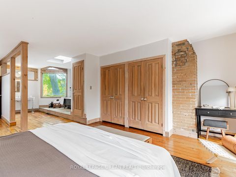 Photo 22 at 105 Sussex Avenue, University, Toronto Photo 22 at 105 Sussex Avenue, University, Toronto