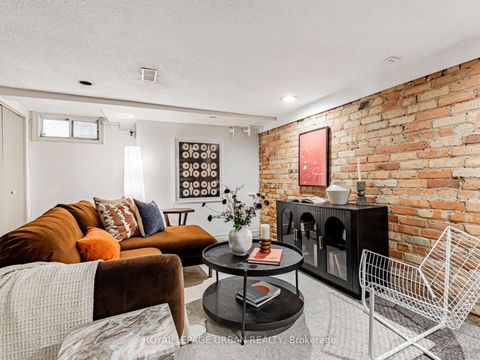 Photo 25 at 105 Sussex Avenue, University, Toronto