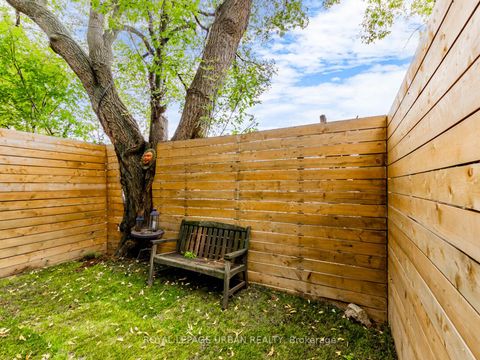 Photo 30 at 105 Sussex Avenue, University, Toronto Photo 30 at 105 Sussex Avenue, University, Toronto