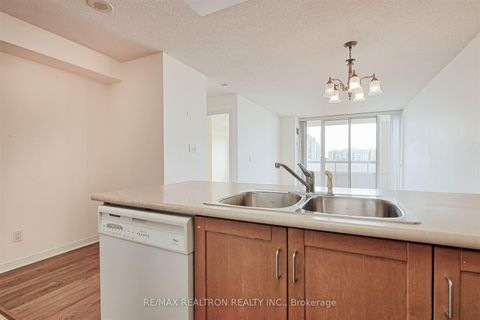 Photo 9 at 510 - 19 Northern Heights Drive, Langstaff, Richmond Hill