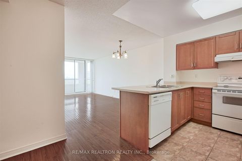 Photo 10 at 510 - 19 Northern Heights Drive, Langstaff, Richmond Hill