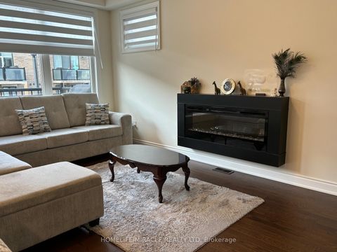 Photo 2 at 8 Bennington Road, Summerhill Estates, Newmarket
