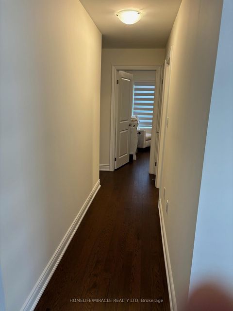 Photo 10 at 8 Bennington Road, Summerhill Estates, Newmarket