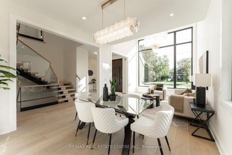 Photo 8 at 462 Southland Crescent, WO West, Oakville