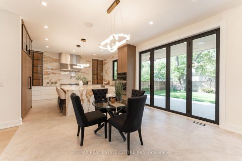 Photo 14 at 462 Southland Crescent, WO West, Oakville