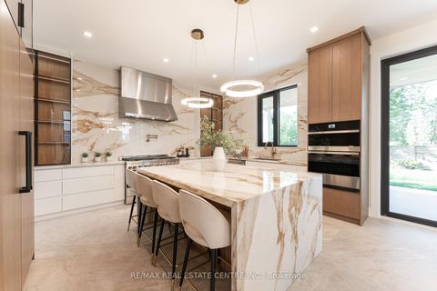 Photo 15 at 462 Southland Crescent, WO West, Oakville