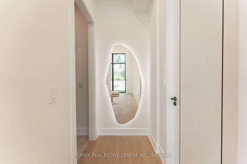 Photo 21 at 462 Southland Crescent, WO West, Oakville