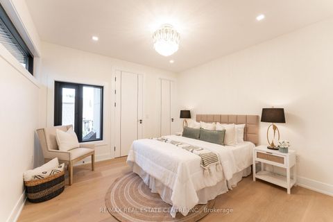 Photo 32 at 462 Southland Crescent, WO West, Oakville