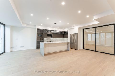 Photo 40 at 462 Southland Crescent, WO West, Oakville