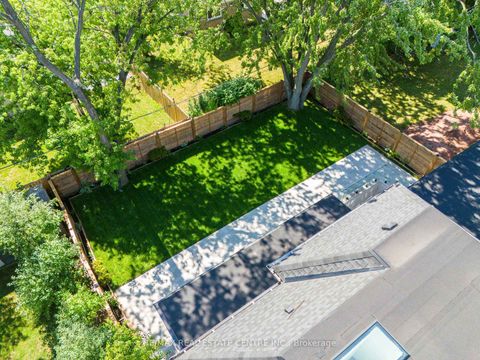 Photo 48 at 462 Southland Crescent, WO West, Oakville