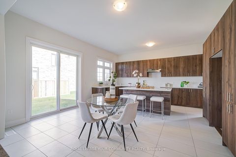 Photo 16 at 18 Shadyridge Street, King City, King