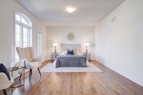 Photo 39 at 18 Shadyridge Street, King City, King