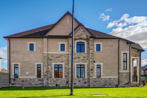 Photo 45 at 18 Shadyridge Street, King City, King