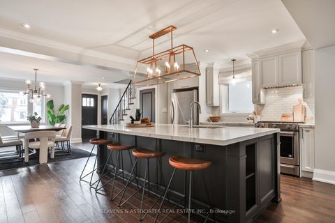 Photo 7 at 122 Wilson Avenue, Nortown, Toronto