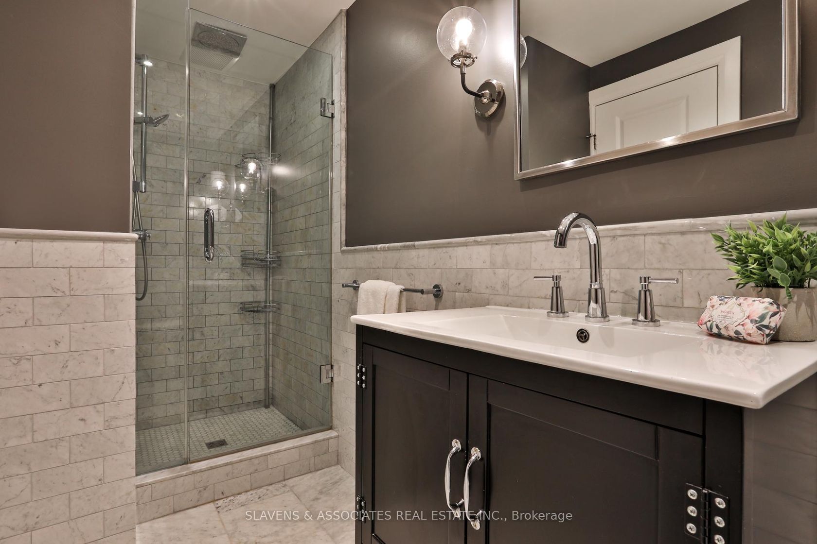 Photo 16 at 122 Wilson Avenue, Nortown, Toronto Photo 16 at 122 Wilson Avenue, Nortown, Toronto
