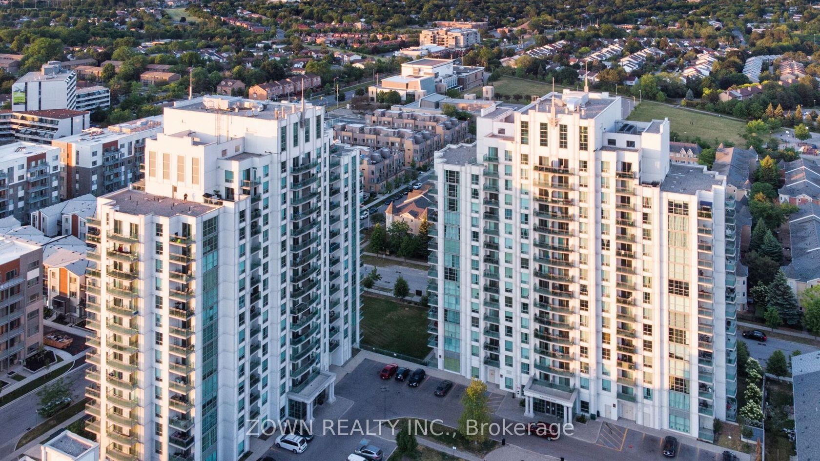 LPHi - 6 Rosebank Drive, Malvern, Toronto 