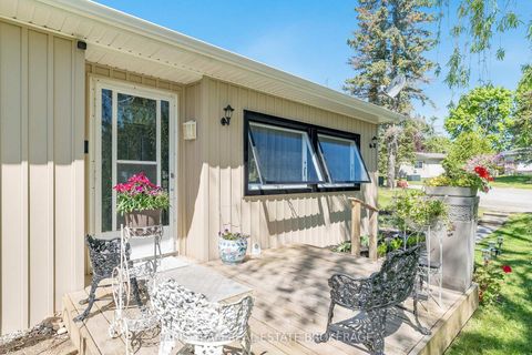 Photo 5 at 21 Hawthorne Drive, Rural Innisfil, Innisfil