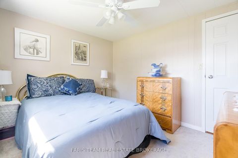 Photo 21 at 21 Hawthorne Drive, Rural Innisfil, Innisfil