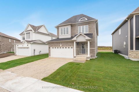 Photo 0 at 276 Springfield Crescent, Stayner, Clearview