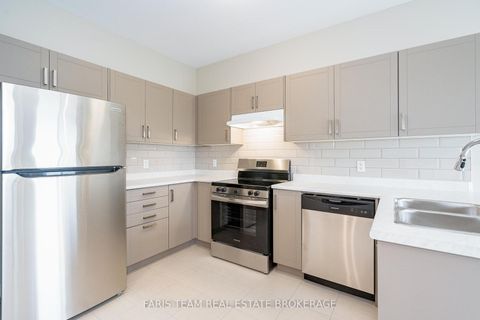 Photo 5 at 276 Springfield Crescent, Stayner, Clearview