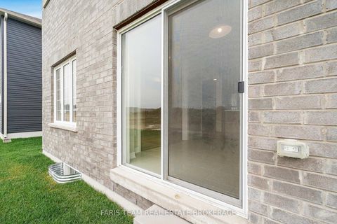 Photo 24 at 276 Springfield Crescent, Stayner, Clearview