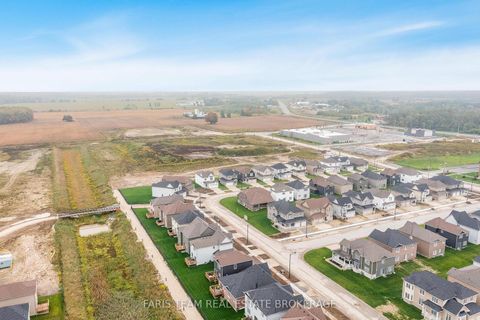 Photo 32 at 276 Springfield Crescent, Stayner, Clearview