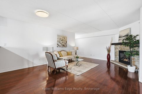 Photo 6 at 315 - 1480 Bishops Gate Gate, GA Glen Abbey, Oakville