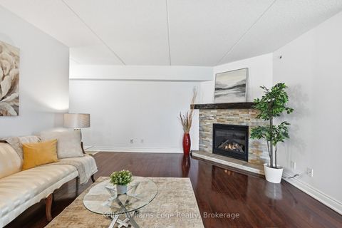 Photo 7 at 315 - 1480 Bishops Gate Gate, GA Glen Abbey, Oakville