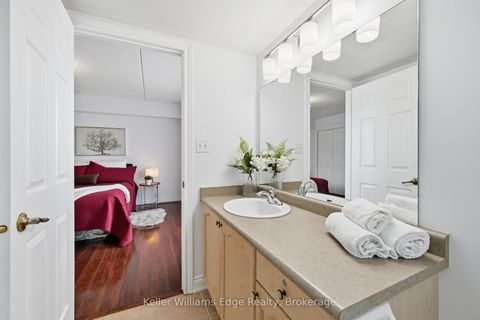 Photo 15 at 315 - 1480 Bishops Gate Gate, GA Glen Abbey, Oakville