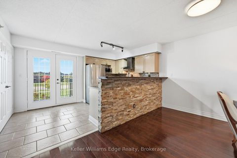 Photo 18 at 315 - 1480 Bishops Gate Gate, GA Glen Abbey, Oakville