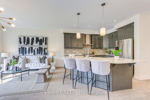 Photo 15 at 18 - 3129 Riverpath Common, GO Glenorchy, Oakville