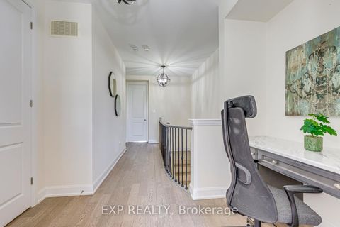 Photo 32 at 18 - 3129 Riverpath Common, GO Glenorchy, Oakville