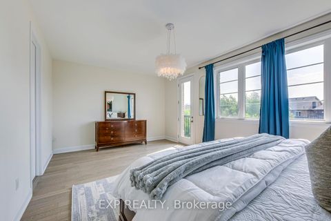 Photo 36 at 18 - 3129 Riverpath Common, GO Glenorchy, Oakville