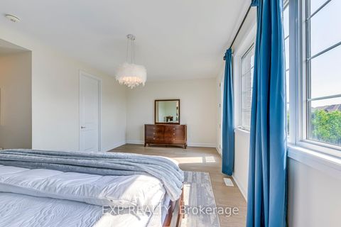 Photo 37 at 18 - 3129 Riverpath Common, GO Glenorchy, Oakville