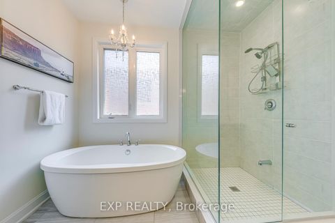 Photo 40 at 18 - 3129 Riverpath Common, GO Glenorchy, Oakville