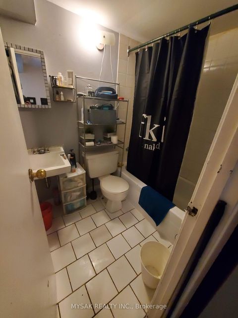 Photo 5 at 50-52 Dundonald Street, Yonge Corridor, Toronto