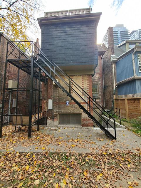 Photo 15 at 50-52 Dundonald Street, Yonge Corridor, Toronto