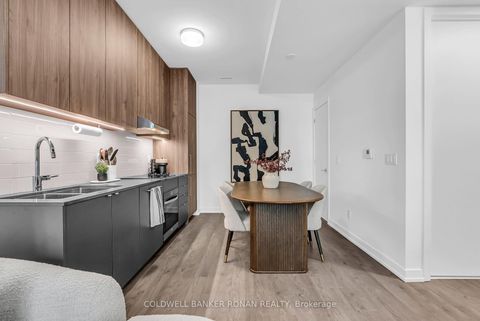 Photo 13 at F-102 - 5 Red Squirrel Lane, Rural Richmond Hill, Richmond Hill